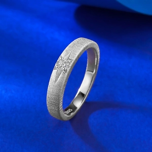 Classic S925 sterling silver ring with brushed finish and single star-set diamond