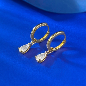 Boucles d'oreilles pendantes dorées en argent S925 avec zircone en forme de poire