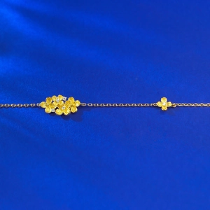 Elegant gold S925 silver flower bracelet with brushed texture and zircon accents