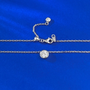 Collier classique en argent sterling S925 avec un pendentif brillant en zircon blanc rond