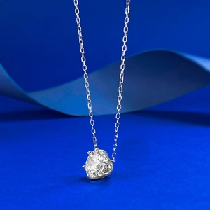Elegant S925 sterling silver necklace featuring a 9mm round brilliant-cut solitaire diamond