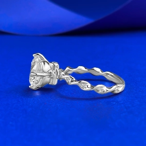 Classic S925 silver ring with 9.0mm zircon and twisted rope band on blue background