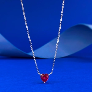 Collier Pendentif Cœur Rouge en Argent Sterling 925 Bijoux Cœur en Strass pour Femmes Accessoire de Mode Quotidien