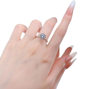 Classic S925 silver ring with intertwined rose gold band and a large round-cut zircon