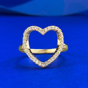 Bague Cœur Creux en Argent Sterling 925 Plaqué Or Élégante pour Femme Bague avec Strass Scintillants Incrustés Bijoux de Mode Cadeau