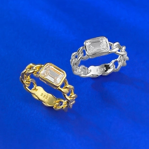 S925 sterling silver Cuban chain ring set with emerald cut rectangle cubic zirconia
