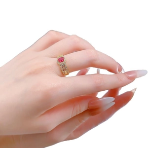S925 silver gold-plated ring with oval red gemstone and pavé white diamonds