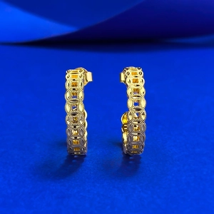 S925 silver gold-plated C-shaped hoop earrings with geometric ancient coin pattern