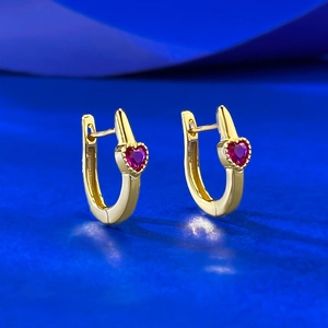 Elegant S925 silver gold-plated U-shaped huggie earrings with heart-shaped red zircon