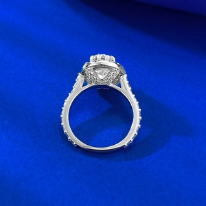 Luxurious 7x10mm ice flower cut silver ring with brilliant halo set white diamonds