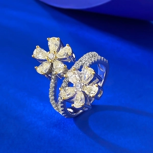 925 silver double flower ring with pear-shaped yellow stones and sparkling micro-diamonds