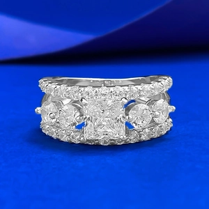 Luxurious 925 Sterling Silver Princess Cut Square White Rhinestone Ring For Women Elegant Engagement Wedding Party Jewelry Gift