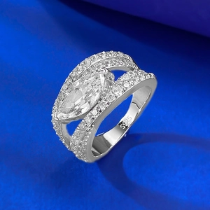 Marquise cut diamond simulated ring in S925 sterling silver with split band design