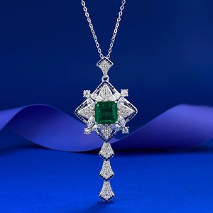 Vintage 925 Sterling Silver Emerald Green Pendant Necklace Retro Geometric Rhinestone Inlaid Clavicle Chain For Women Luxury Jewelry Gift