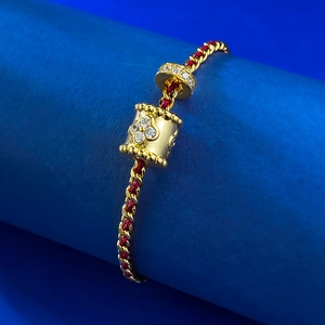 Bracciale in corda rossa argento S925 con perla a quadrifoglio d'oro e gemma lucida