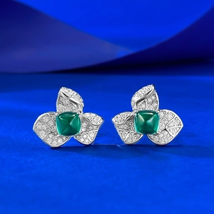 Boucles d'Oreilles Clous en Argent Sterling 925 avec Émeraude Synthétique Carrée Géométrique et Strass Floraux Bijoux pour Femmes