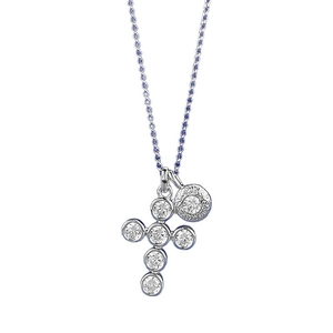Collier croix en argent sterling S925 avec pendentif en zircon sur fond blanc pur