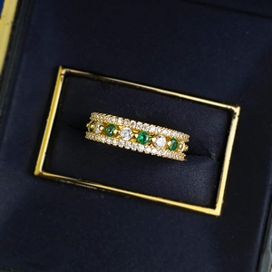 S925 silver ring with rose gold plating, featuring rows of green and white zircons