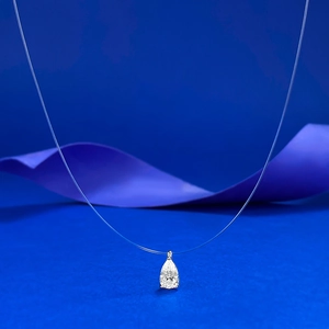 Collier invisible en argent S925 avec un pendentif en pierre transparente taille poire