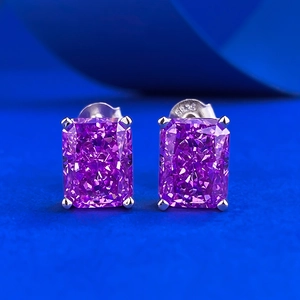 S925 Sterling Silber Radiant-Schliff lila Stein Ohrstecker in klassischer Vier-Krallen-Fassung