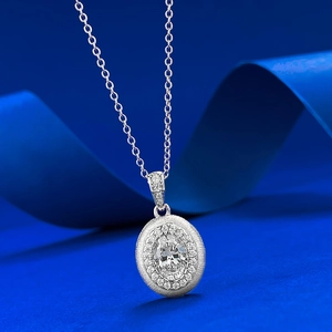 Vintage S925 sterling silver oval brushed pendant necklace with sparkling halo stones