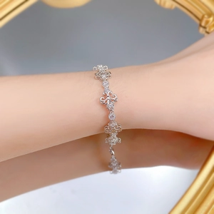 Exquisite S925 sterling silver iris flower bracelet with vintage brushed finish for women
