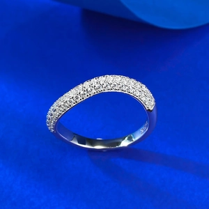 Elegance S925 silver wavy ring with triple-row pavé cubic zirconia on blue velvet