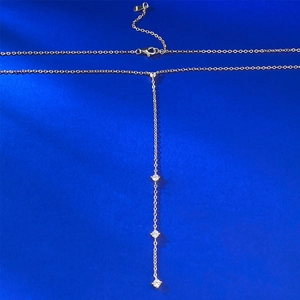 Elegante Y-Halskette aus S925 Sterlingsilber mit vertikalen Zirkonia-Anhängern