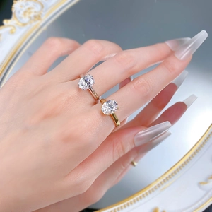 Elegance of gold and silver S925 rings with large 4-carat oval cut lab-grown diamonds