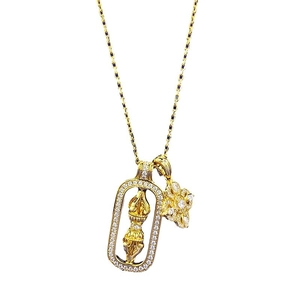 Collier avec pendentif Vajra en argent S925 plaqué or et cristaux micro-pavés étincelants