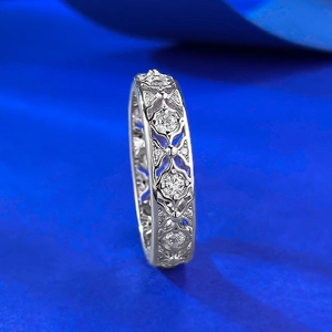 Vintage lace diamond-shaped S925 silver ring with hollow flower pattern and zircons