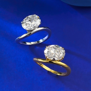 Elegant S925 silver oval cut diamond ring in silver and gold tone bypass design