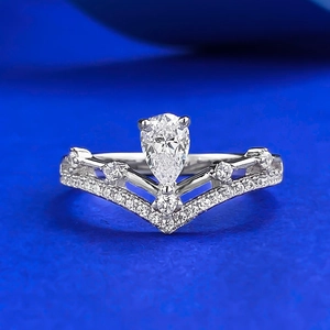 925 Sterling Silver Crown Ring For Women Pear Cut Rhinestone V Shaped Band Fashion Light Luxury Daily Jewelry Finger Gift
