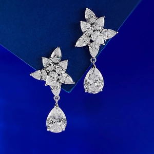 Lussuosi Orecchini in Argento Sterling S925 a Corona con Strass a Goccia Taglio a Pera Eleganti Gioielli da Sposa Matrimonio Festa Donna
