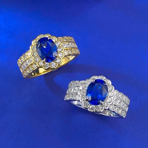 Luxurious S925 silver oval blue sapphire halo rings in gold and silver finishes
