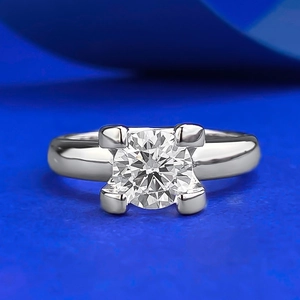 925 Sterling Silver Bull Head Solitaire Ring One Carat Round Rhinestone Four Prong Engagement Wedding Ring For Women Jewelry