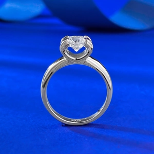 Classic S925 sterling silver solitaire ring with a four-prong round moissanite setting