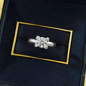 Classic S925 sterling silver four-prong round solitaire ring in a blue velvet gift box