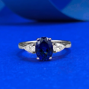 S925 Sterling Silver Simulated Blue Sapphire Ring For Women Oval Corundum Pear Shaped Rhinestone Three Stone Fashion Finger Ring