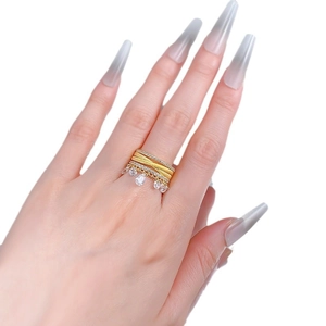 S925 gold-plated multi-layer ring with brushed texture and moving teardrop zircons