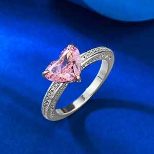 Eleganter S925 Silberring mit 7x9mm herzförmigem rosa Stein und Zirkonia-Besatz