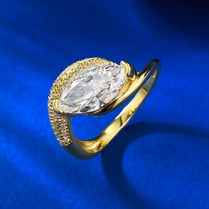 Marquise-cut crystal 925 silver gold-plated wedding ring with wave diamond band