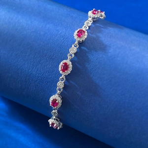 Bracelet élégant en argent S925 avec rubis ovales rouge sang de pigeon et diamants