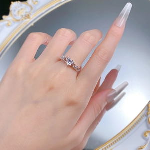 Bague élégante en argent S925 avec diamant en forme de cœur et anneau entrelacé pavé