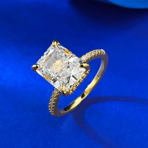 Radiant cut 8x10mm emerald gemstone ring in gold plated S925 silver with side stones