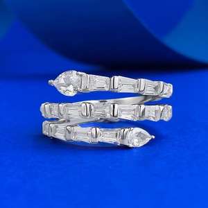 Elegant 925 Sterling Silver Snake Shaped Triple Row Rhinestone Ring For Women Fashion Party Jewelry Finger Ring Gift
