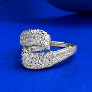 Luxurious S925 sterling silver S-shaped crisscross ring with micro-paved cubic zirconia