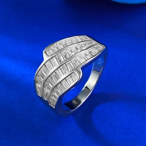 Luxurious S925 sterling silver ring with three rows of T-shaped baguette zircons