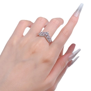 Silver V-shaped marquise-cut diamond ring with pavé stones for women, elegant jewelry