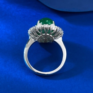 Elegant 925 silver plated cocktail ring with large green chalcedony and diamond halo